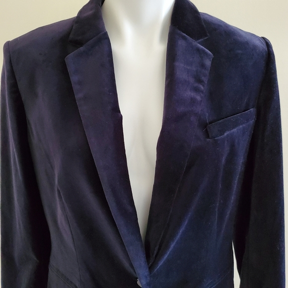 Sold.Lauren Ralph Lauren velvet blazer - Picture 3 of 6